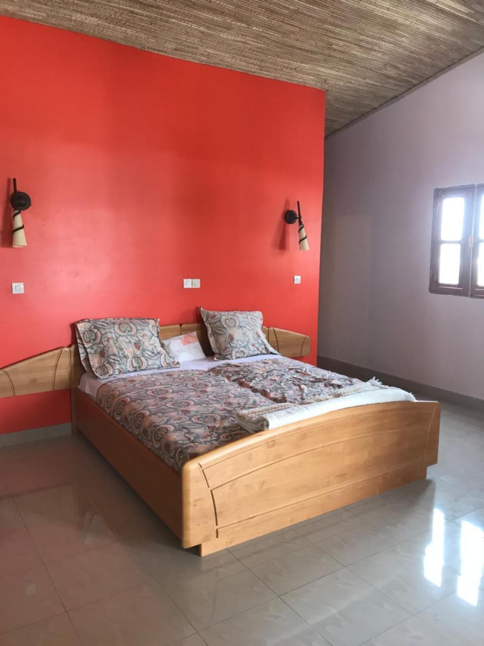 Auberge La Praline Toubakouta Esterno foto